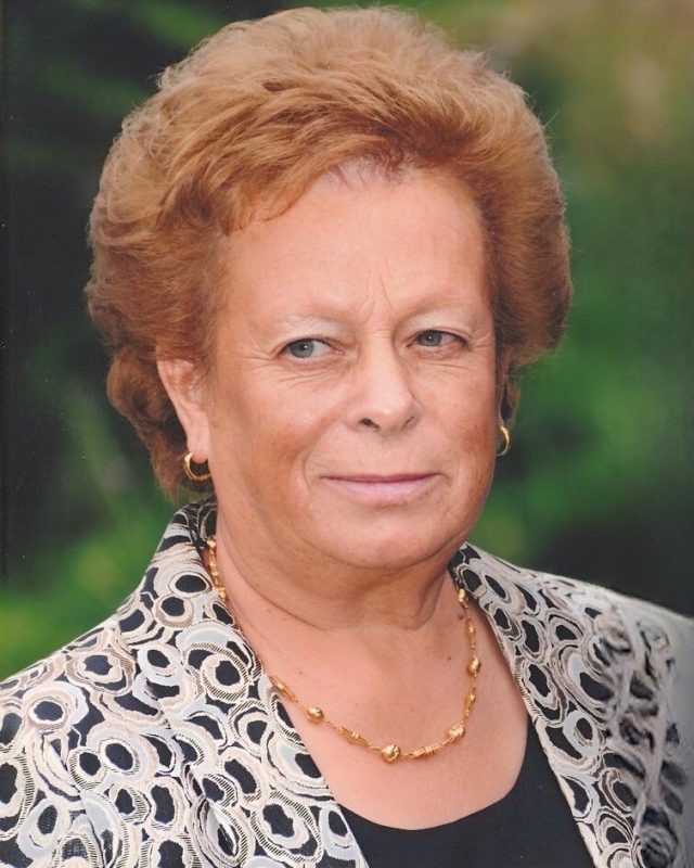 Elisabete Gomes Carneiro